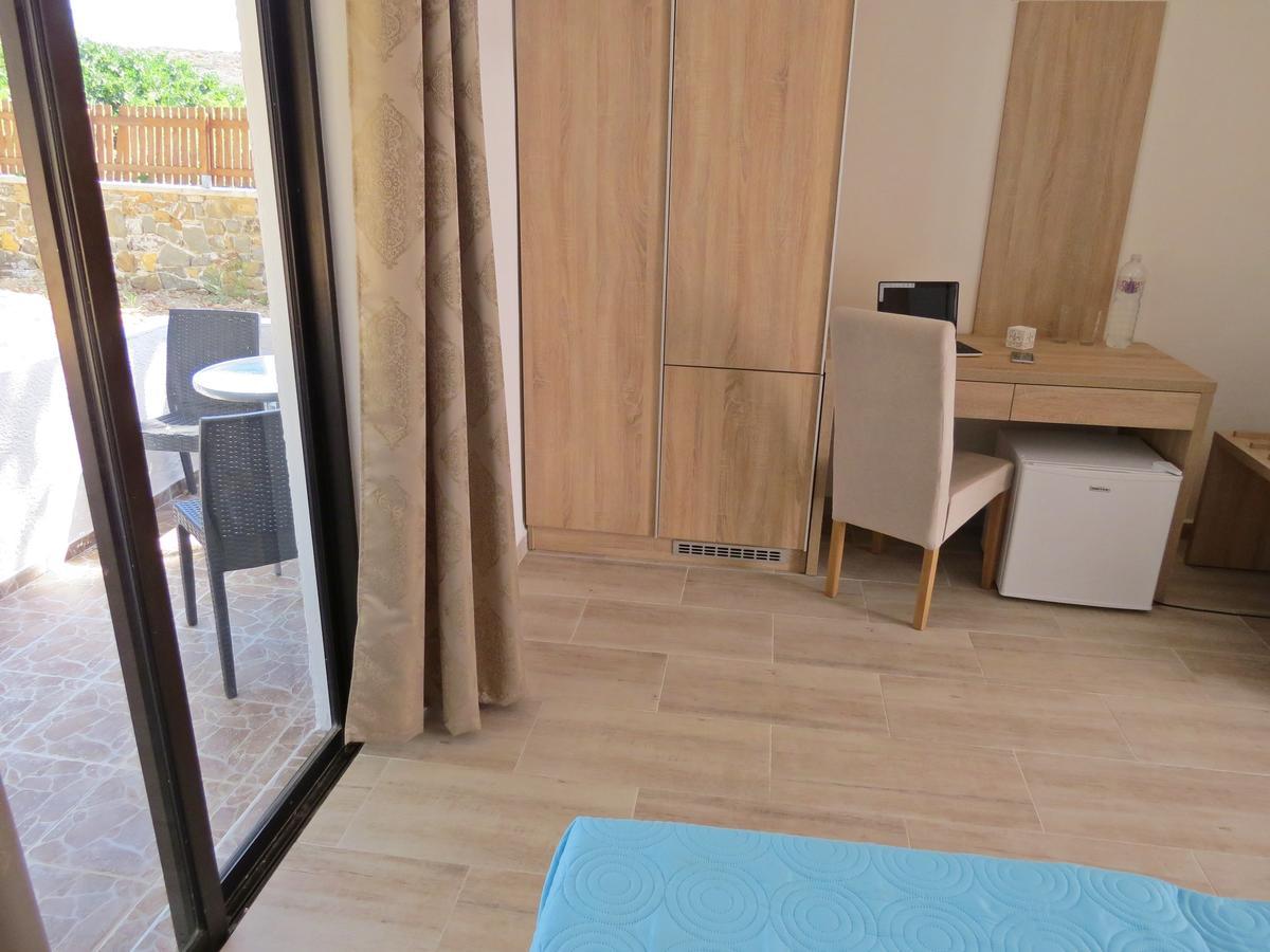 Loukas Beach Rooms Kiotari Exteriér fotografie